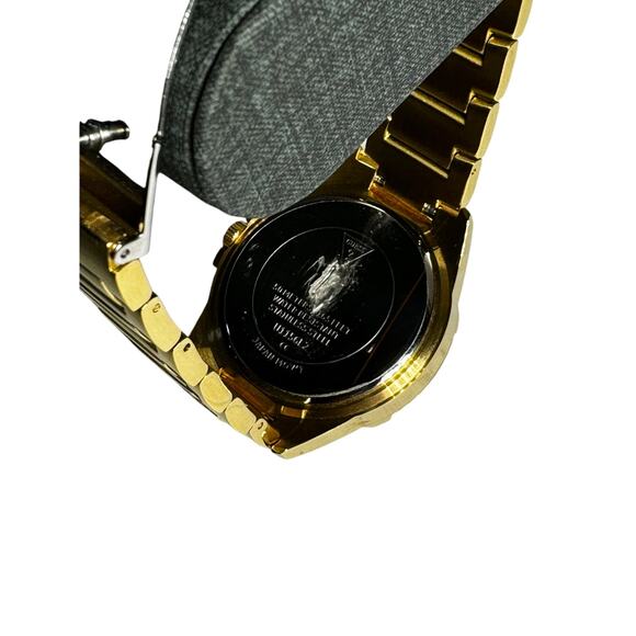 GUESS Unisex Gold-Tone Stainless Steel Bracelet Watch 40mm - Picture 9 of 13